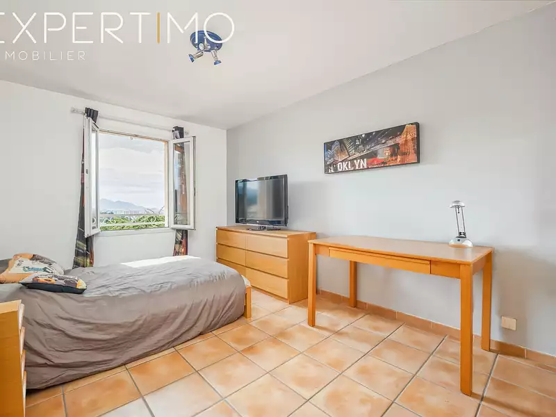 Maison, 167 m²