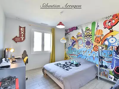 Maison, 195 m²
