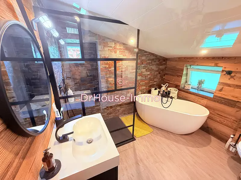 Maison, 180 m²
