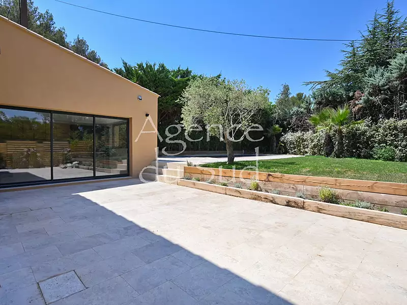 Maison, 180 m²