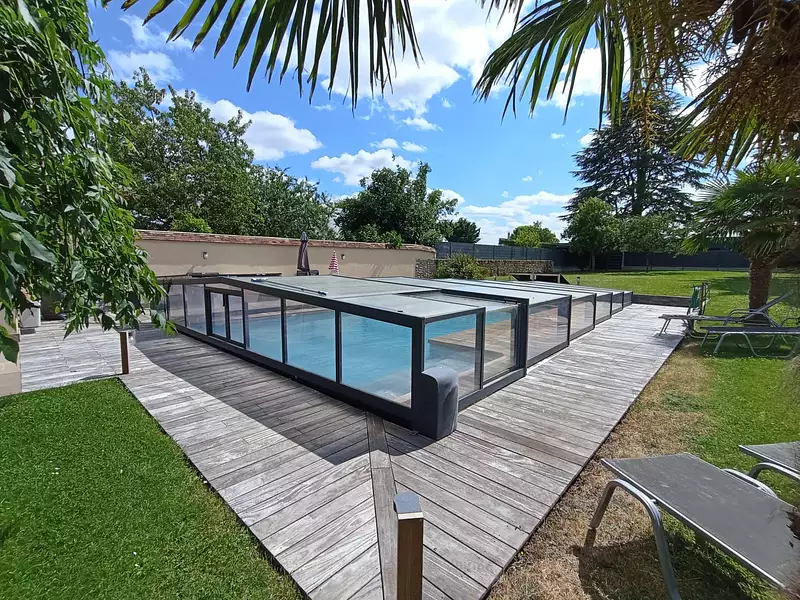 Maison, 220 m²