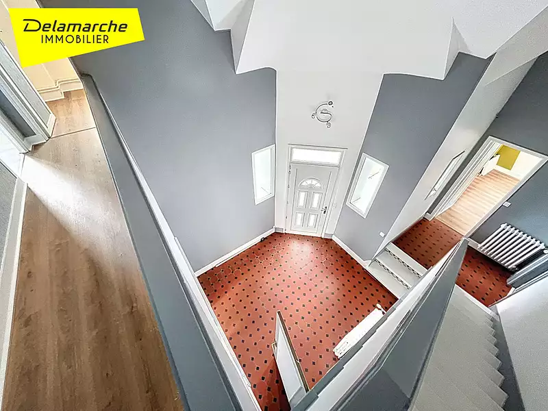 Maison, 256 m²