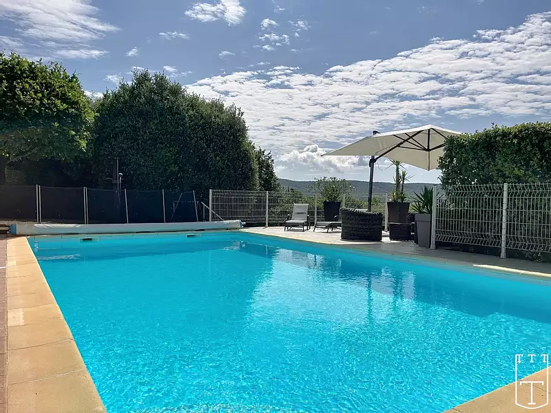 Maison, 204 m²