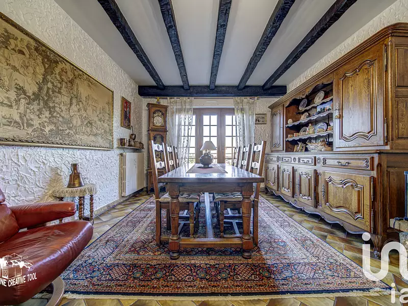 Maison, 251 m²