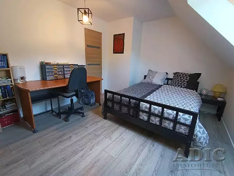 Maison, 185 m²