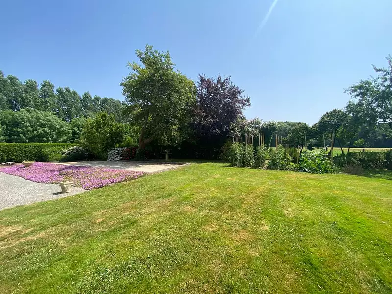Maison, 280 m²