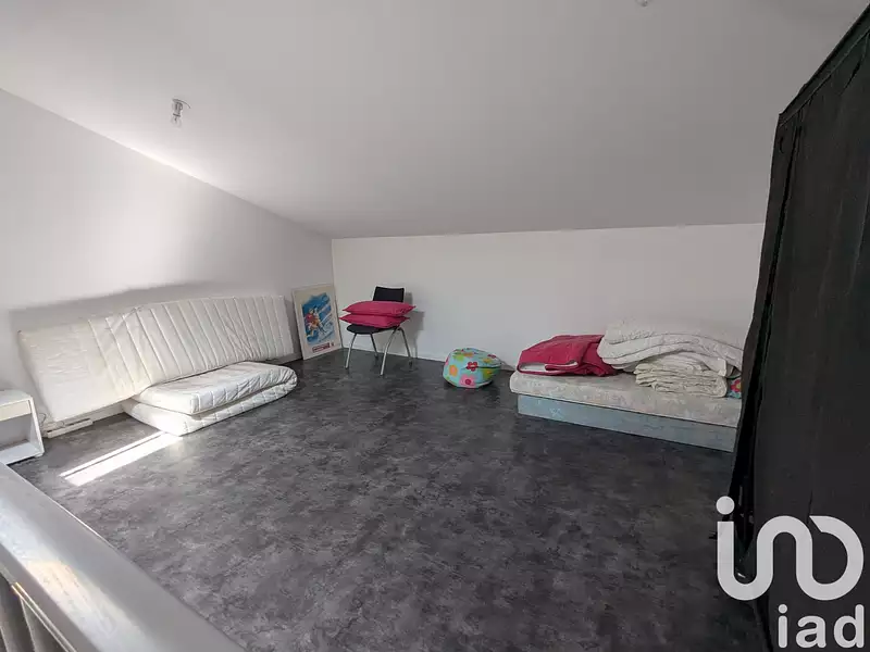 Maison, 235 m²