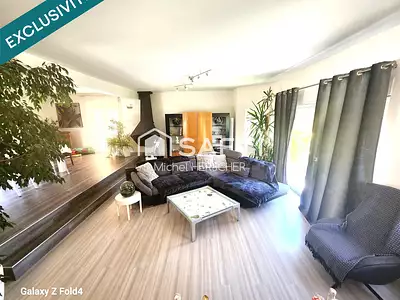 Maison, 244 m²