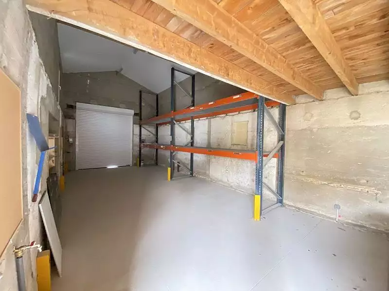 Parking, 56 m²