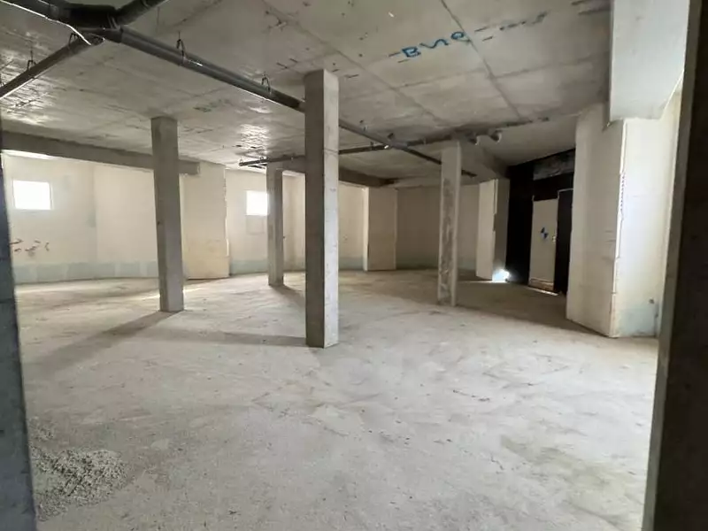 Divers, 437 m²