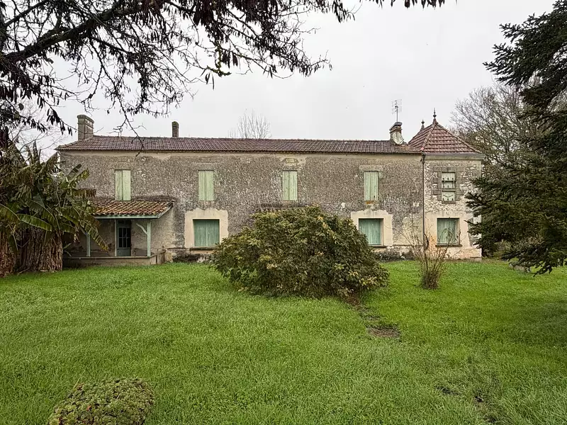 Maison, 163 m²