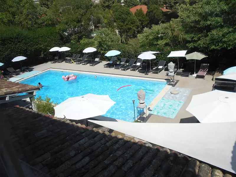 Divers, 800 m²