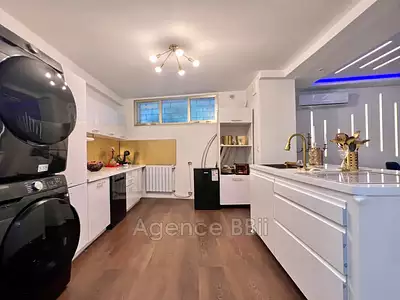 Appartement, 157 m²