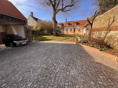 Maison, 166 m²