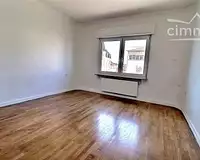 Immeuble, 371,16 m²