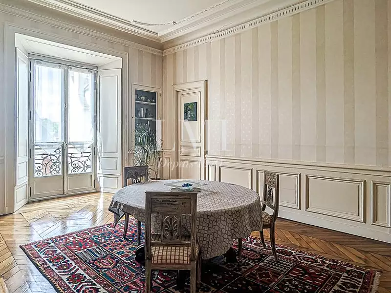 Appartement, 219 m²