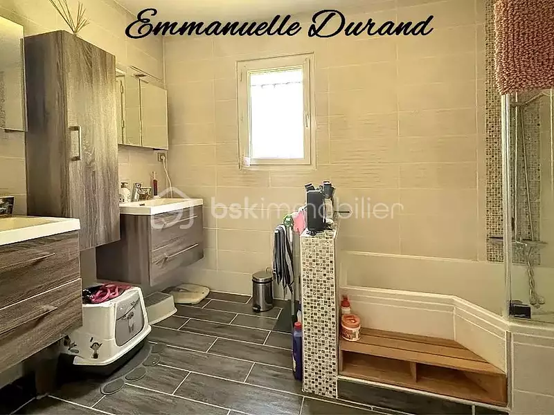 Maison, 145 m²