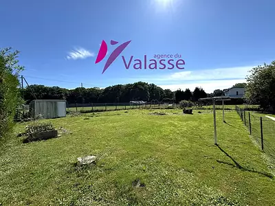 Terrain, 600 m²