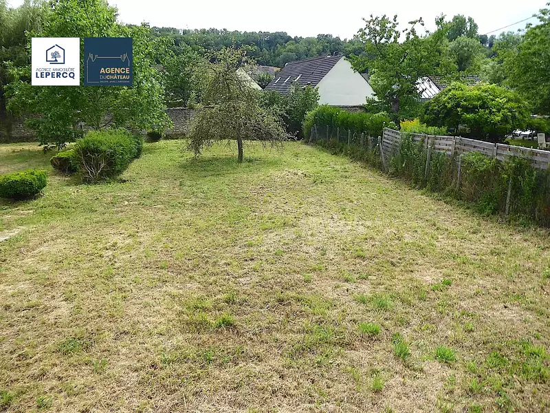 Terrain, 568 m²