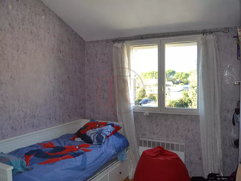 Maison, 200 m²