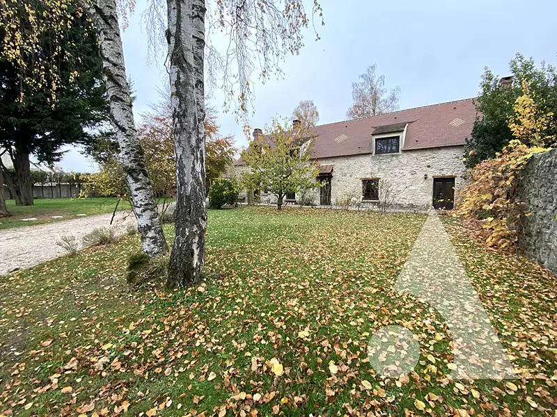 Maison, 204 m²