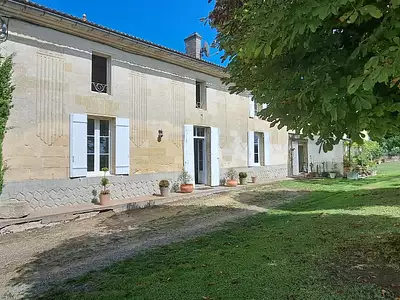 Maison, 361 m²