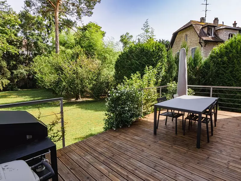 Maison, 240 m²