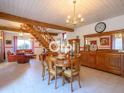 Maison, 147 m²