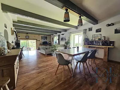 Maison, 200 m²