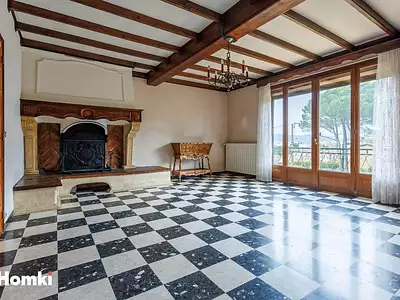 Maison, 185 m²