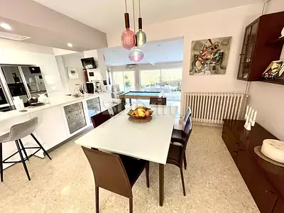 Maison, 170 m²