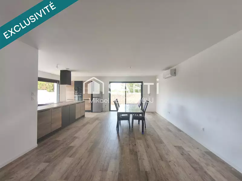 Maison, 137 m²