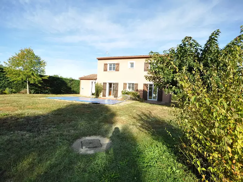 Maison, 111 m²