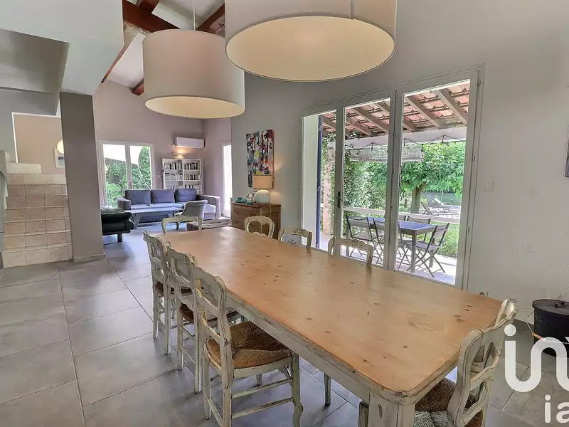 Maison, 168 m²