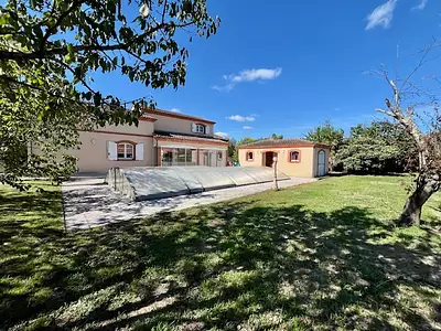 Maison, 240 m²
