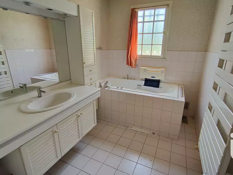Maison, 175 m²