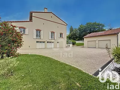 Maison, 285 m²
