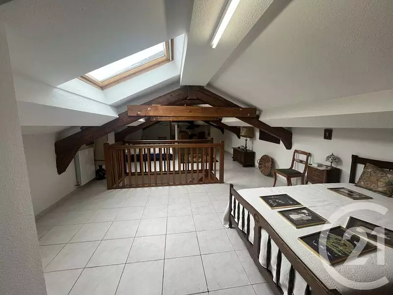Appartement, 240 m²
