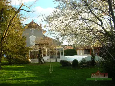 Maison, 305 m²