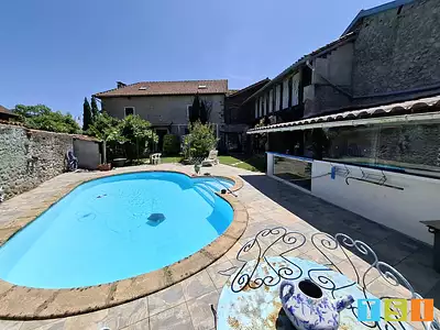 Maison, 270 m²