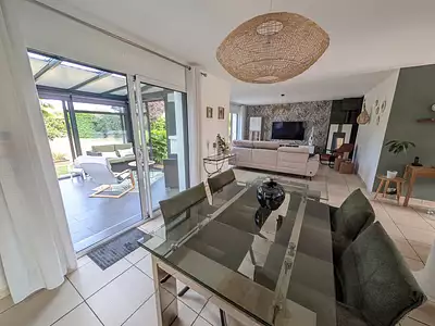 Maison, 157 m²
