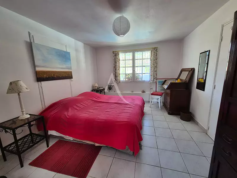 Maison, 161 m²