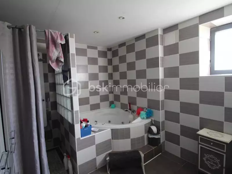 Maison, 159 m²
