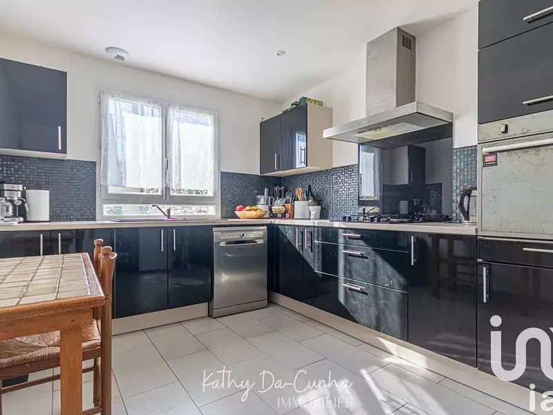 Maison, 93 m²