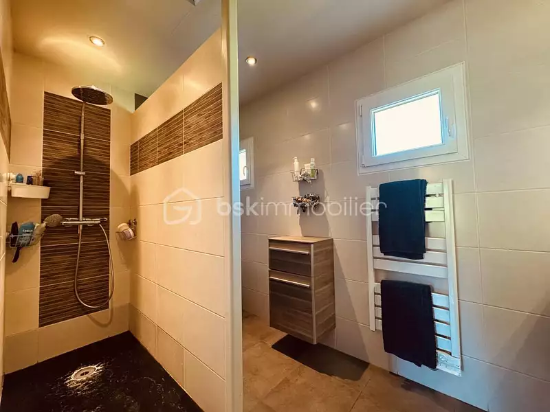 Maison, 105 m²