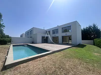 Maison, 132 m²