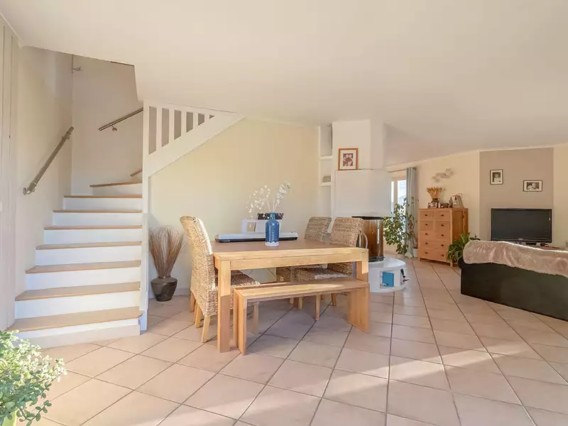 Maison, 160 m²