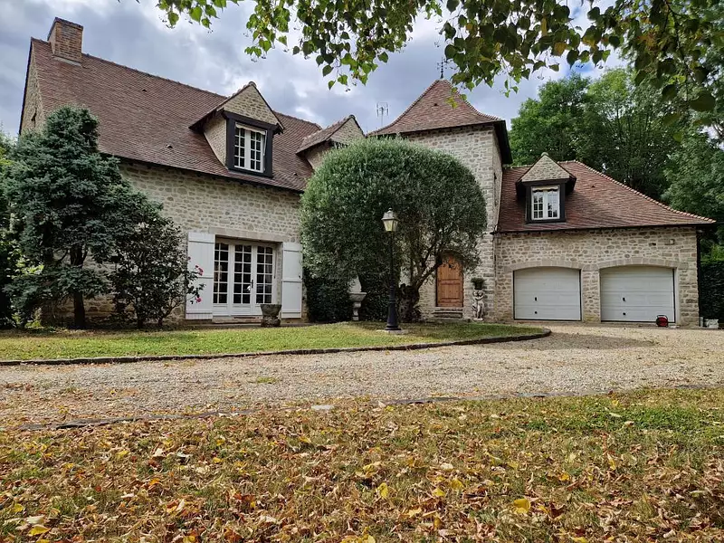 Maison, 307 m²