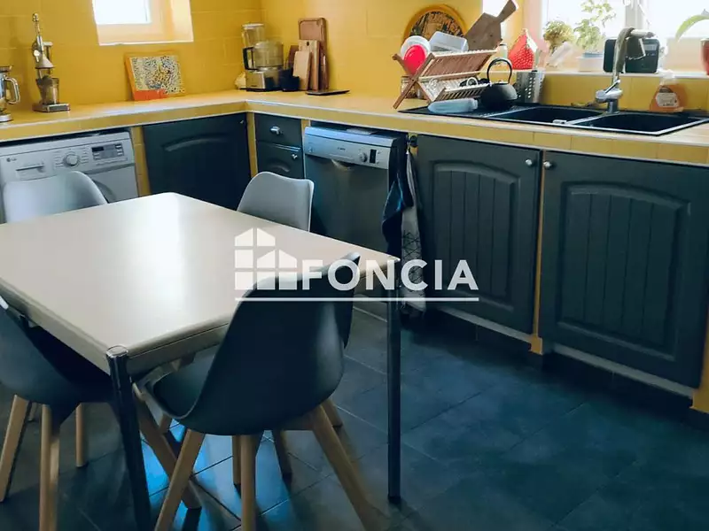 Maison, 100 m²