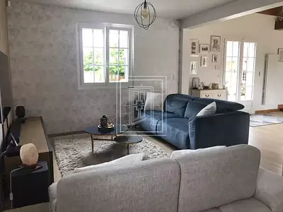 Maison, 169 m²